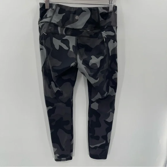 Athleta Black Gray Camo Contender Cropped Legging Size SP - Picture 8 of 11